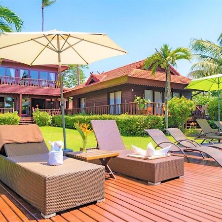 Erawan Villa Hotel Плажа Банграк Екстериор снимка