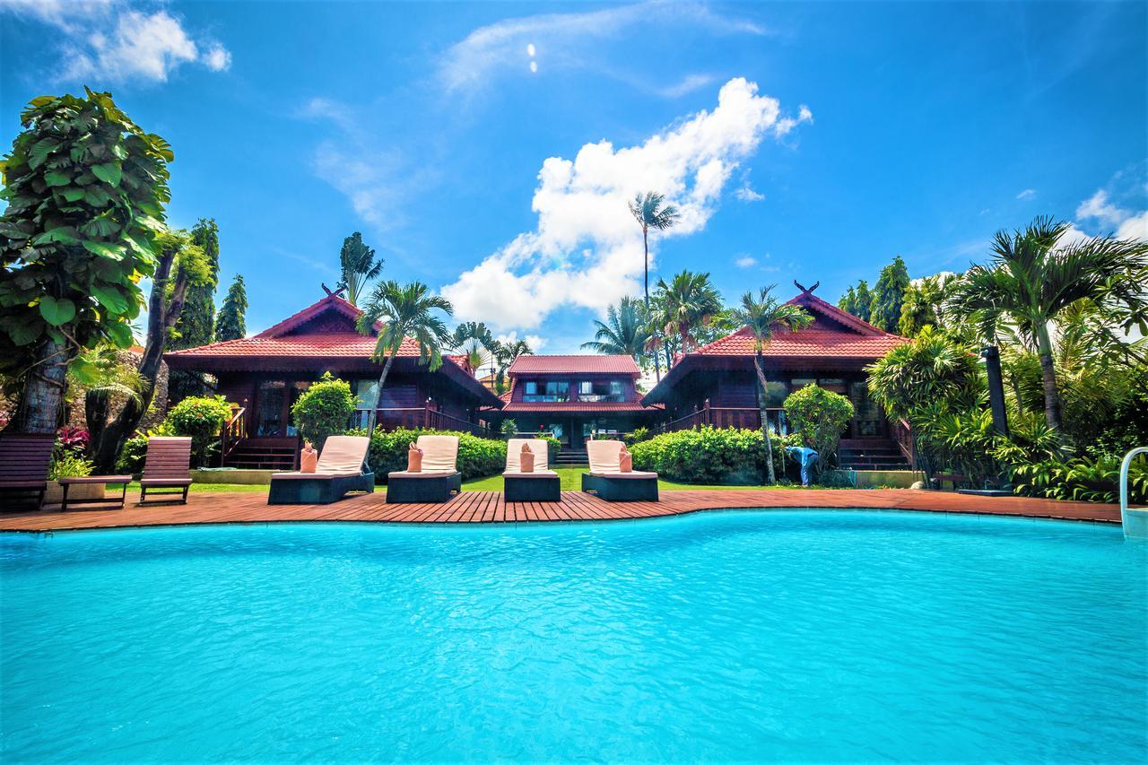 Erawan Villa Hotel Плажа Банграк Екстериор снимка