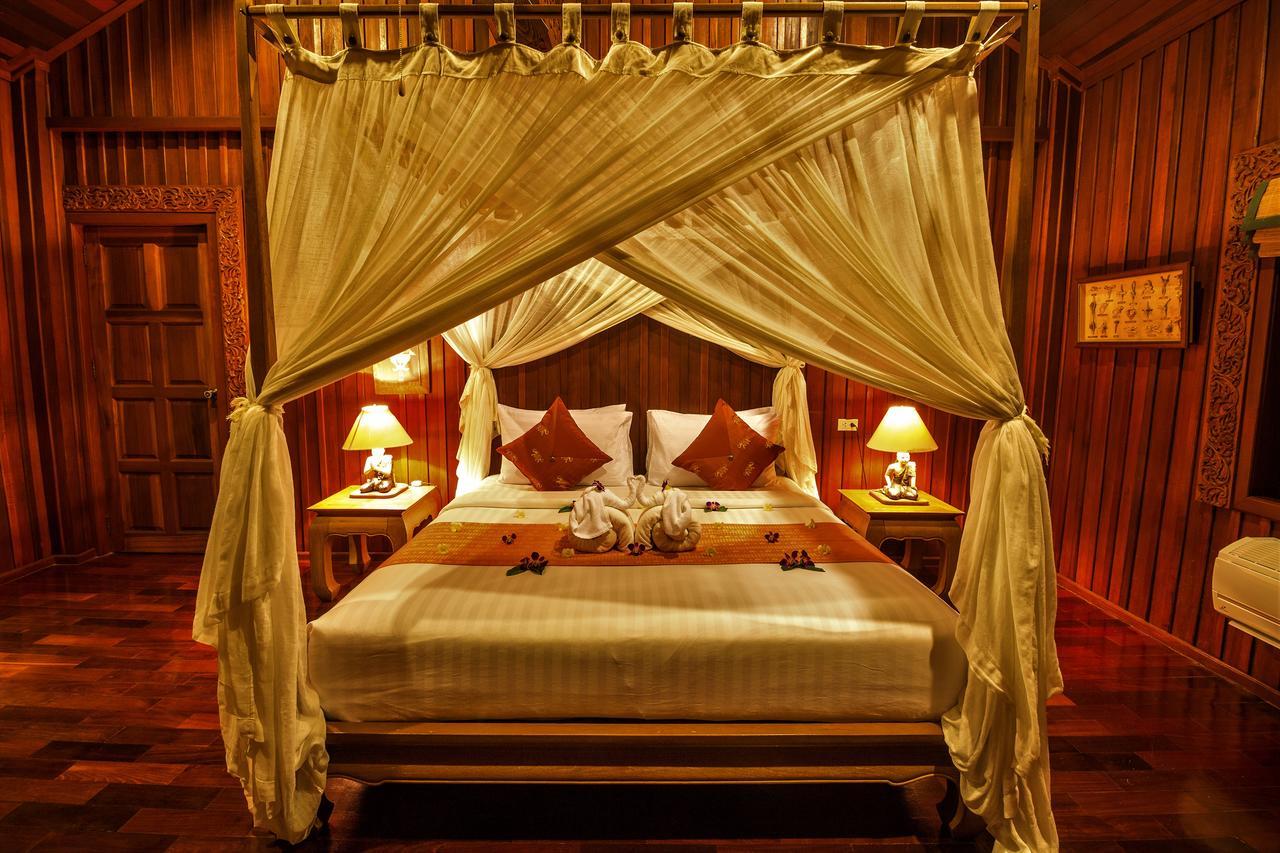 Erawan Villa Hotel Плажа Банграк Екстериор снимка