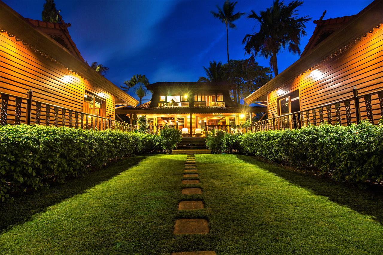 Erawan Villa Hotel Плажа Банграк Екстериор снимка